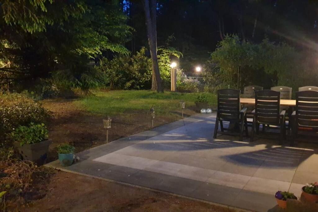 Drentse Bungalow In Natuur En Rust Spier Bagian luar foto